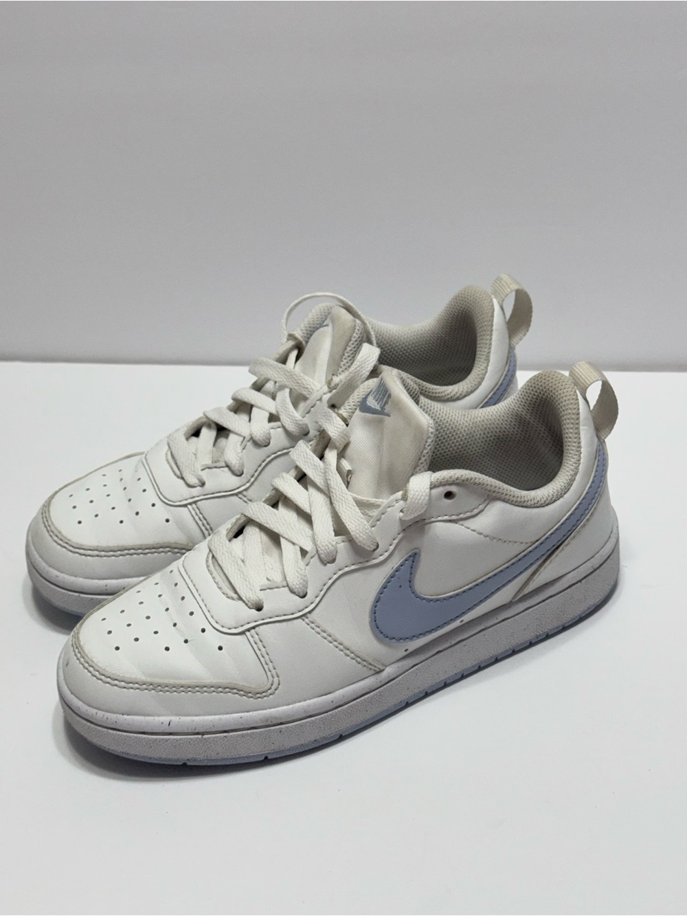 Nike Court Recraft White Sneakers with Lavender Swoosh youth Sz 3.5